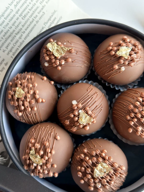 Бокс с пирожными "Chocoballs", изображение 2